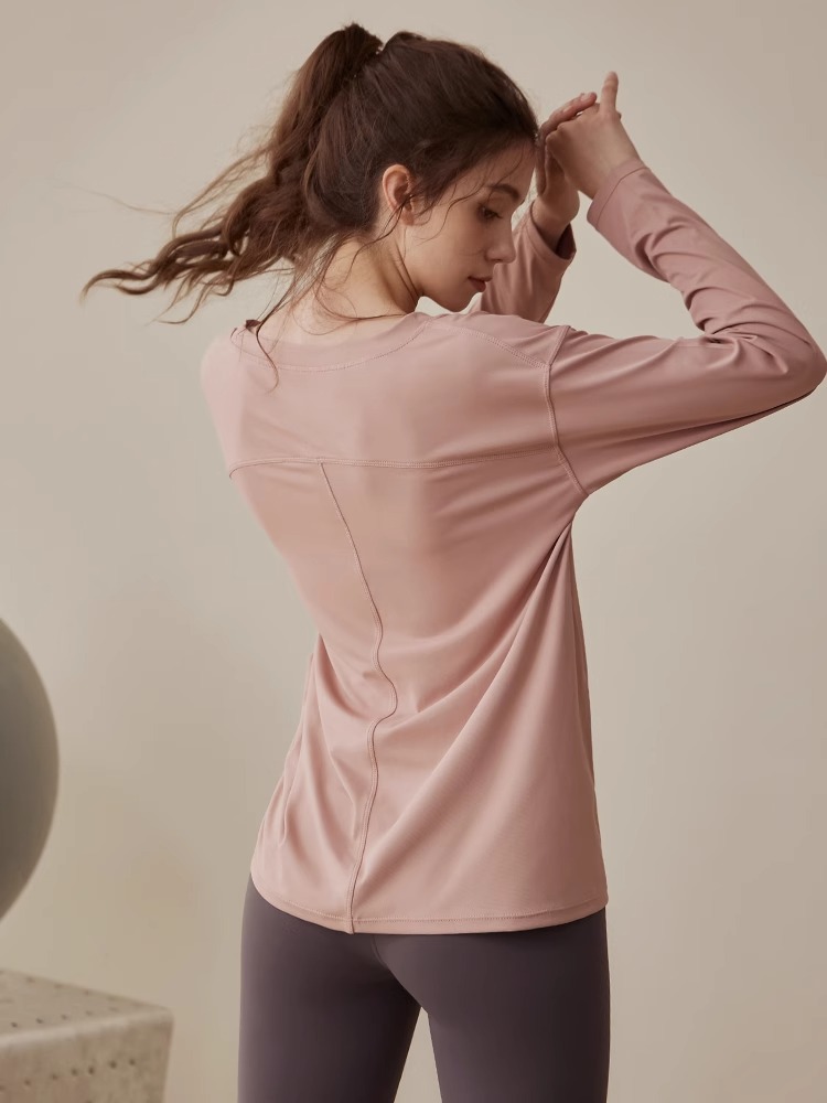 113. Women's Yoga Suit, Autumn/Winter, Loose Fit, Long-Sleeved Sports Set