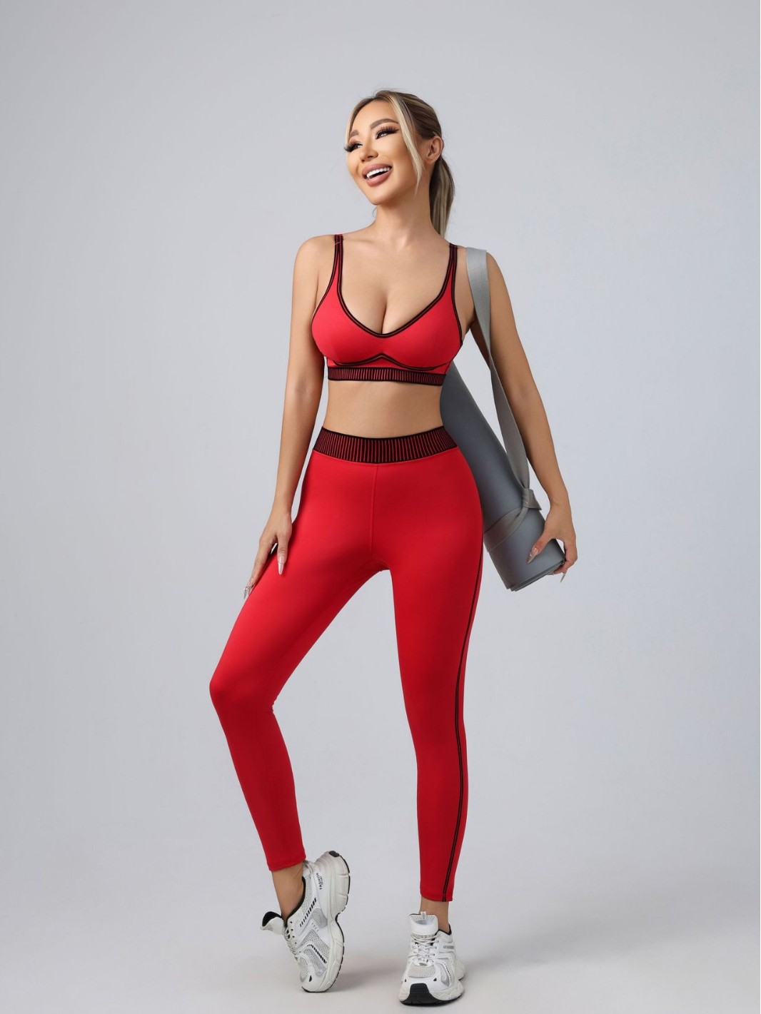 244. ALO matching set Pilates outfit