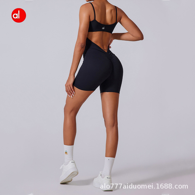 311. Sleeveless tank top and shorts jumpsuit