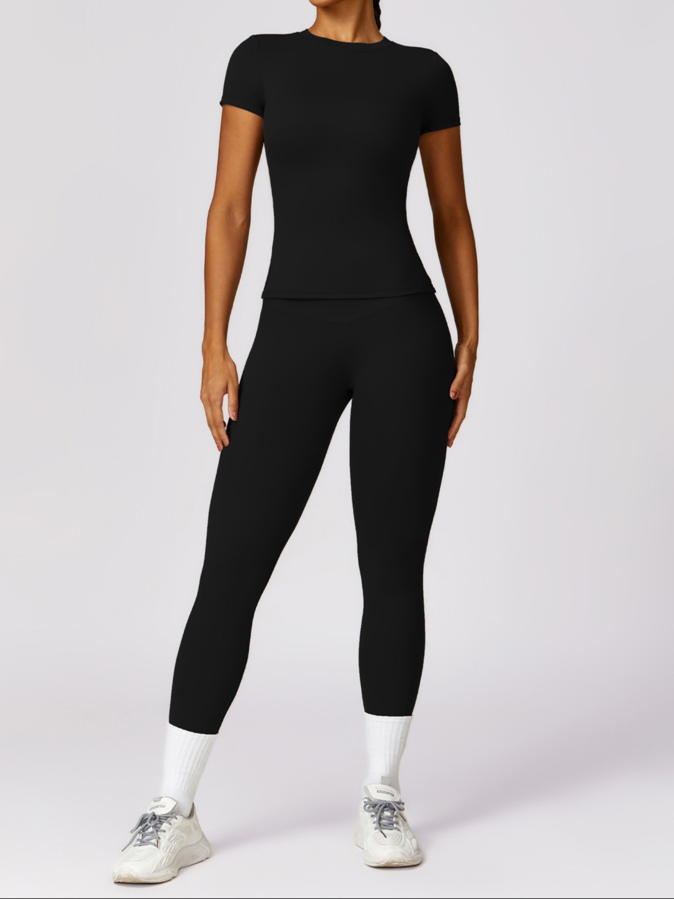 352. Short-sleeved fitness and yoga top