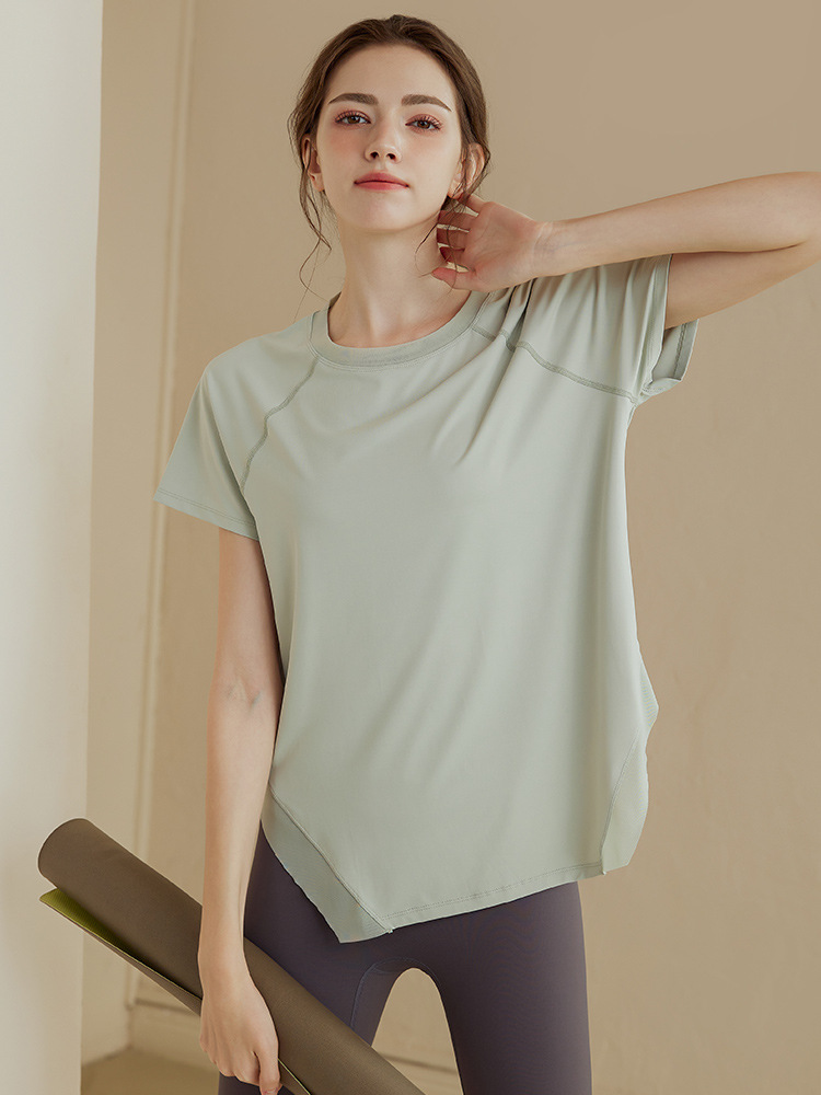 390. Breathable Mesh Running & Fitness Top
